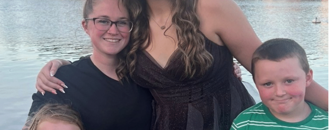 trudeau staff jen platt with her family